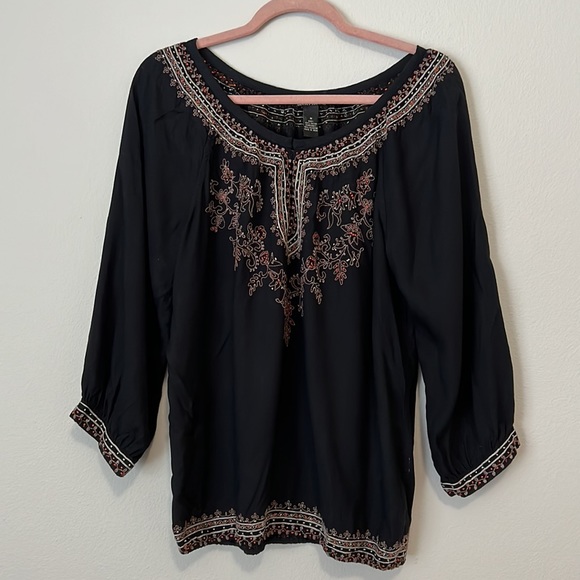 Lucky Brand black and stitched blouse - Picture 2 of 6